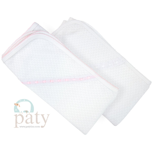 Swaddle Paty Knit Blanket w/ Eyelet